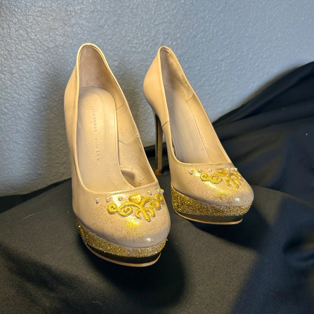 Brand Name (Zara Woman) Pump heels Size 8 color (Beige) with added Gold glitter